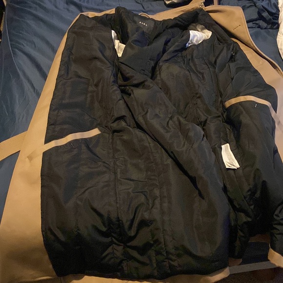 Zara Long Trenchcoat - Picture 3 of 4